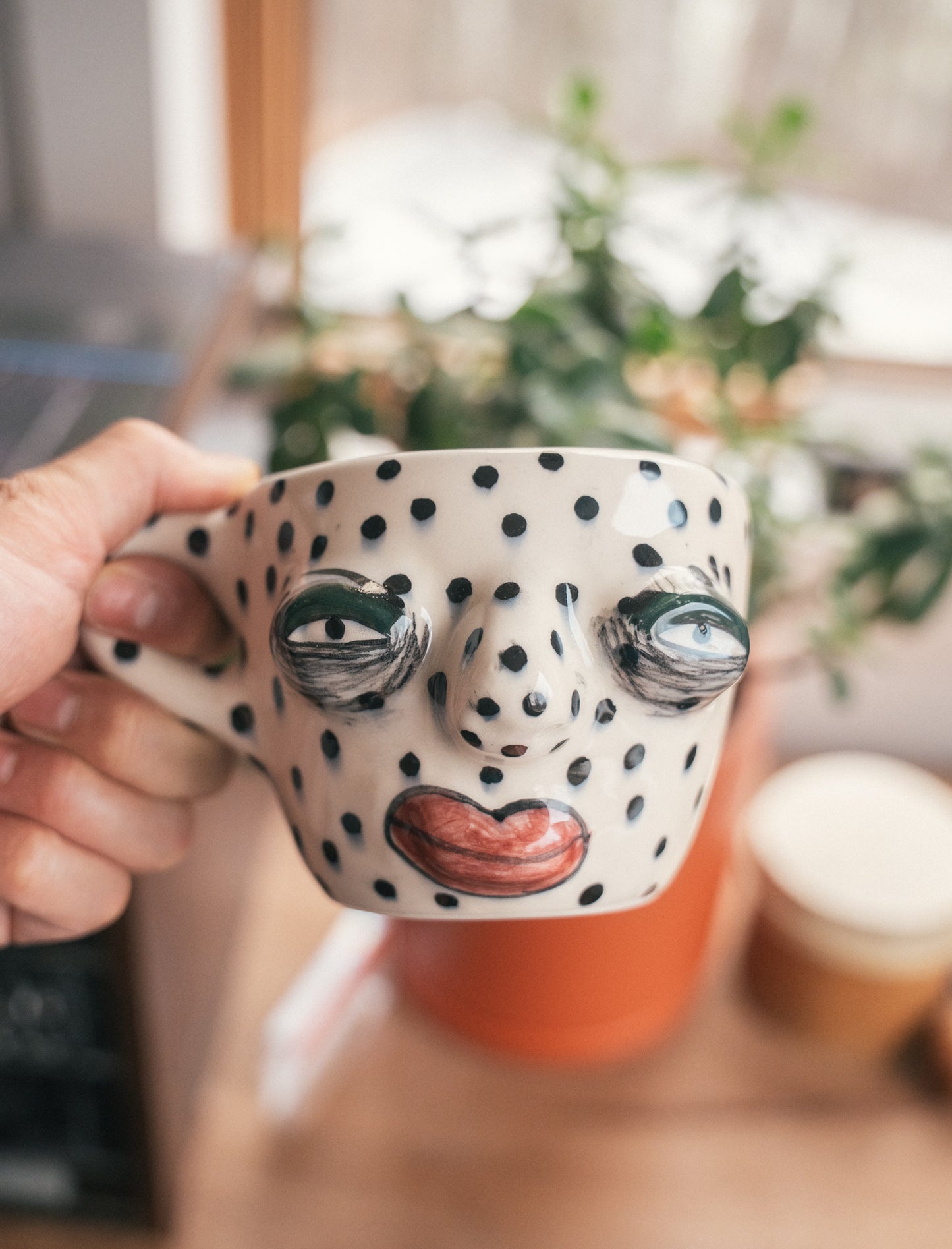 Cara De Planta - Polka Dotted Cups