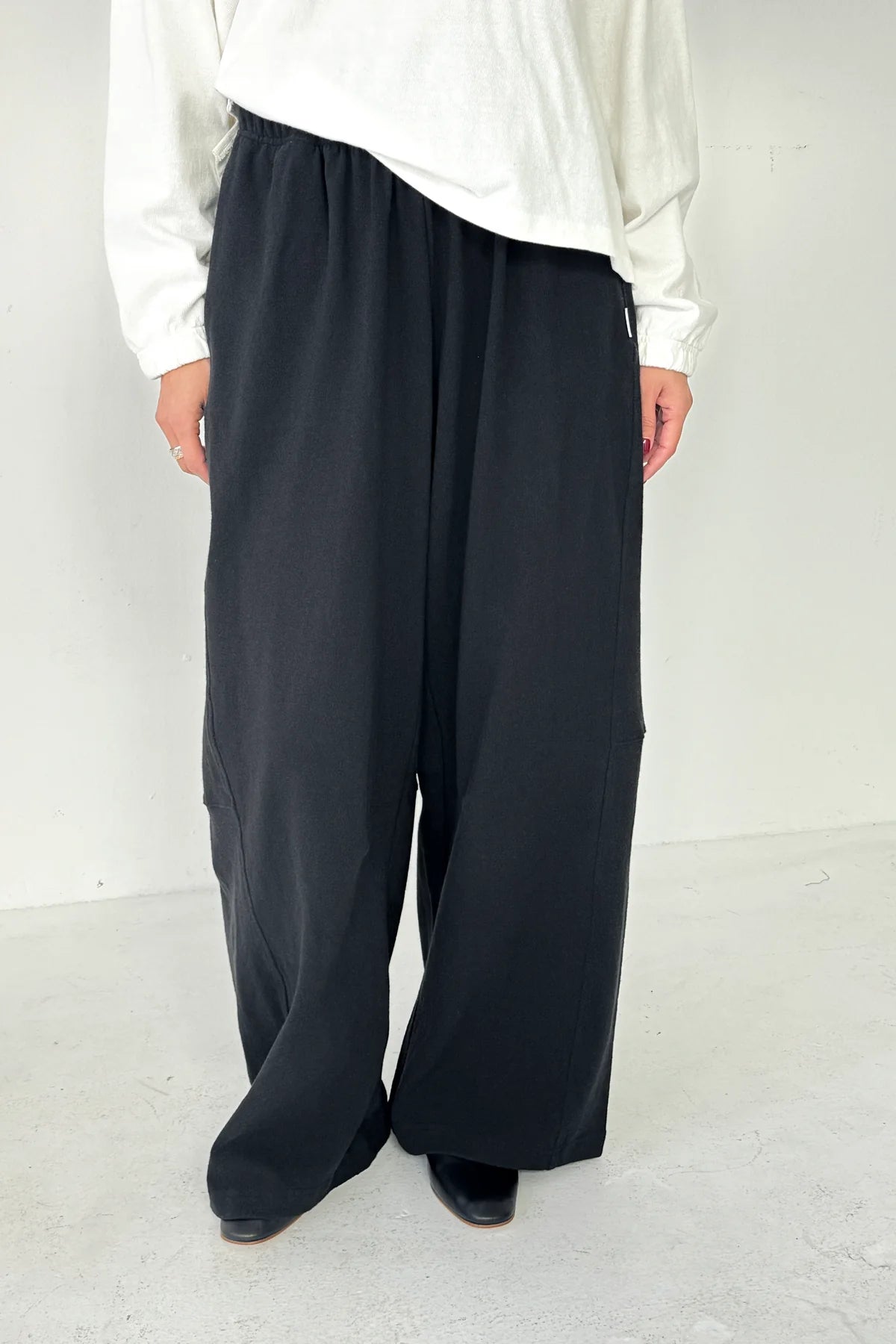 Le Bon Shoppe Bare Pants - Black