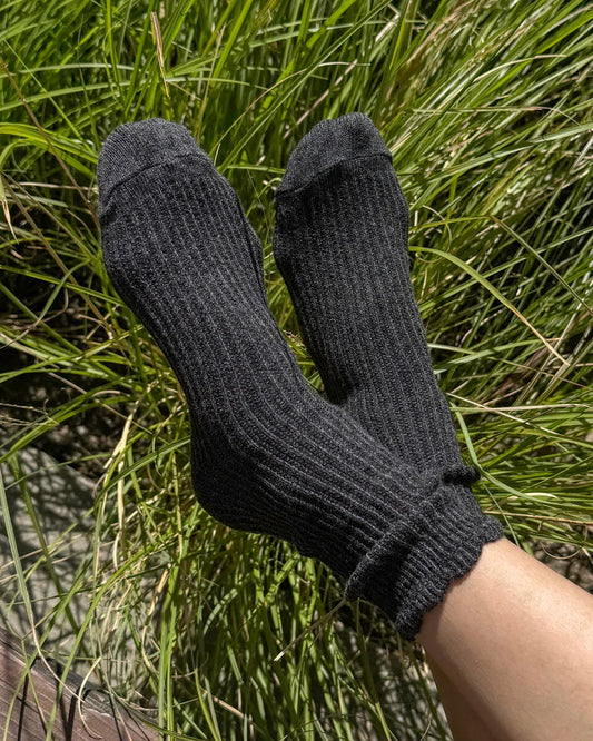 Linen Scallop Socks - Charcoal