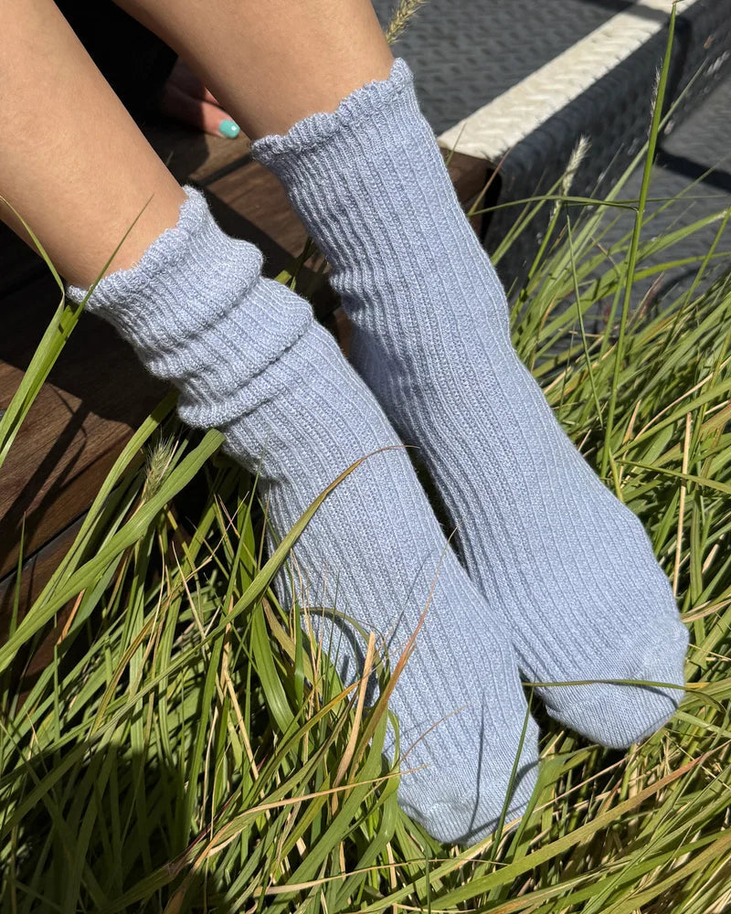 Linen Scallop Socks - Pale Blue
